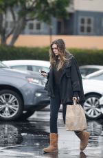ELIZABETH OLSEN Out Shoping in Los Angeles 01/23/2017