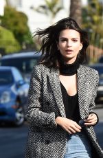 EMILY RATAJKOWSKI Out and About in Los Angeles 01/24/2017