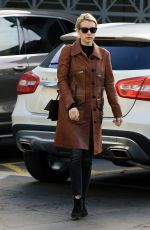 EMMA ROBERTS and Evan Peters Out in Los Angeles 01/24/2017