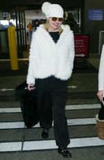 GEENA DAVIS Arrives in Salt Lake City 01/22/2017