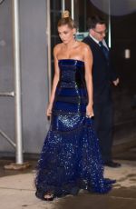 HAILEY BALDWIN Leaves 
