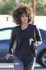 HALLE BERRY Out and About in Santa Monica 01/19/2017