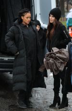 RIHANNA and SANDRA BULLOCK on the Set of 