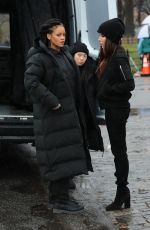 RIHANNA and SANDRA BULLOCK on the Set of 