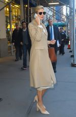 IVANKA TRUMP Leaves Her Apartment in New York 01/13/2017