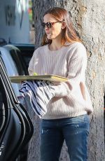 JENNIFER GARNER Out and About in Brentwood 01/06/2017