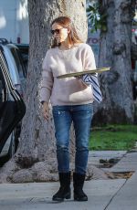 JENNIFER GARNER Out and About in Brentwood 01/06/2017