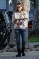 JENNIFER GARNER Out and About in Brentwood 01/06/2017
