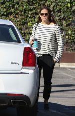 JENNIFER GARNER Out and About in Los Angeles 01/29/2017