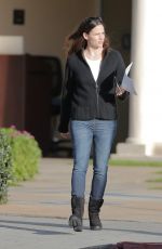 JENNIFER GARNER Out and About in Santa Monica 01/21/2017