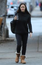 JENNIFER GARNER Out for Coffee in Los Angeles 01/04/2017