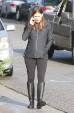 JENNIFER GARNER Out in Brentwood 01/11/2017