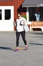 JENNIFER GARNER Out in Brentwood 01/27/2017