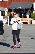 JENNIFER GARNER Out in Brentwood 01/27/2017