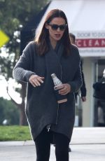 JENNIFER GARNER Out in Los Angeles 01/16/2017