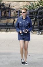 JULIA ROBERTS Out Shopping in Malibu 01/09/2017