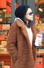 KALI HAWK Out Shopping in Los Angeles 01/06/2017