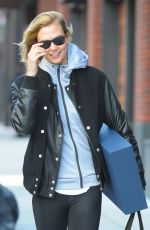 KARLIE KLOSS Leaves Her Apartment in New York 01/12/2017