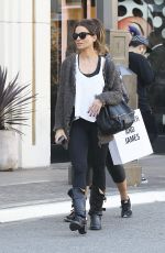 KATE BECKINSALE Shopping at Elizabeth & James at The Grove in West Hollywood 01/30/2017