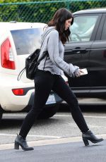 KATHERINE SCHWARZENEGGER Out and About in Beverly Hills 01/05/2017