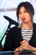 KATHRYN HAHN at Febreze Odor Odes Poetry in New York 01/29/2017