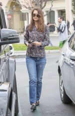 KATIE HOLMES Out for Grocery Shopping in Los Angeles 01/15/2017