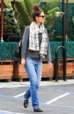 KATIE HOLMES Out for Lunch at Jasmine Thai in Calabasas 01/18/2017