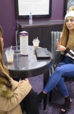 KATIE SALMON Shoping for Rings in Manchester 01/05/2017