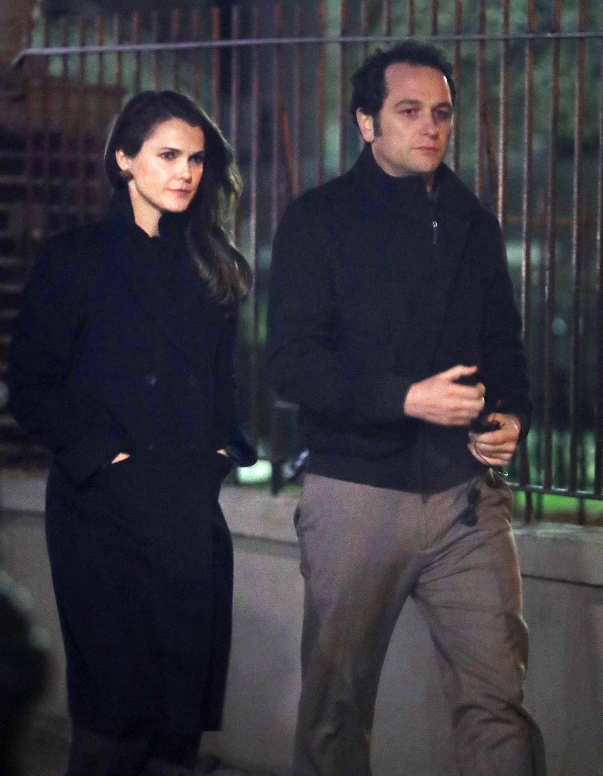 KERI RUSSELL and Matthew Rhys on the Set of KERI RUSSELL and Matthew Rhys on the Set of