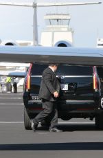 KHLOE KARDASHIAN Boarding a Private Jet in Los Angeles 01/26/2017