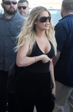 KHLOE KARDASHIAN Departing Costa Rica 01/30/2017