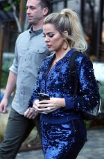 KHLOE KARDASHIAN Leaves a Studio in Los Angeles 01/12/2017