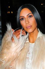 KIM KARDASHIAN and KENDALL JENNER Arrives on the Set of 