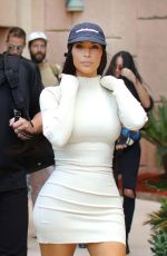 KIM KARDASHIAN Leaves Her Hotel in Dubai 01/15/2017