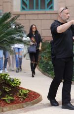 KIM KARDASHIAN Leaves Her Hotel in Dubai 01/15/2017
