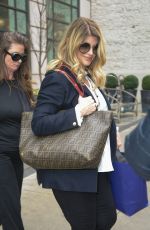 KIRSTIE ALLEY Out Shopping in New York 01/11/2017