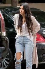 KOURTNEY KARDASHIAN Arrives at an Art Class in Los Angeles 01/03/2017
