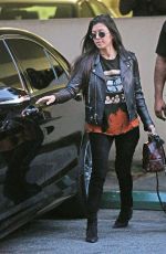 KOURTNEY KARDASHIAN Arrives at Her Son Art Class in Calabasas 01/17/2017