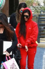 KOURTNEY KARDASHIAN Leaves a Birthday Party in Los Angeles 01/09/2017