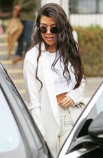 KOURTNEY KARDASHIAN Out for Lunch in Agoura Hills 01/18/2017