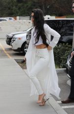 KOURTNEY KARDASHIAN Out for Lunch in Agoura Hills 01/18/2017