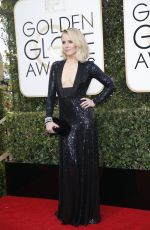 KRISTEN BELL at 74th Annual Golden Globe Awards in Beverly Hills 01/08/2017