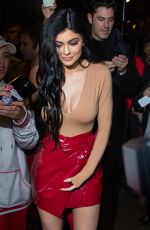 KYLIE JENNER Out for Dinner in New York 01/17/2017