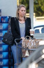 KYM JOHNSON Leaves Bristol Farms in Beverly Hills 01/17/2017