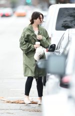 LANA DEL REY Shopping with Her Friends in Los Angeles 01/23/2017