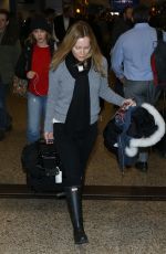LESLIE MANN Arrives in Salt Lake City 01/19/2017