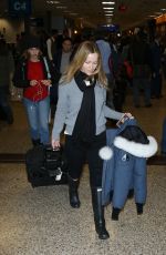 LESLIE MANN Arrives in Salt Lake City 01/19/2017