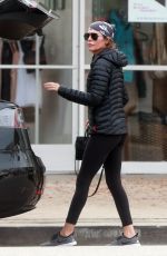 LISA RINNA Leaves a Yoga Class in Studio City 01/03/2017