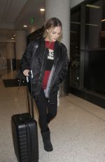 MARGOT ROBBIE at LAX Airport in Los Angeles 01/10/2017