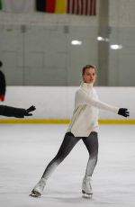 MARGOT ROBBIE Skating in Los Angeles After Secret Wedding Ceremony in Australia 01/02/2017